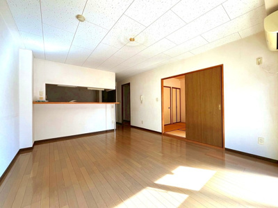 【居間・リビング】 | コスモスパレス