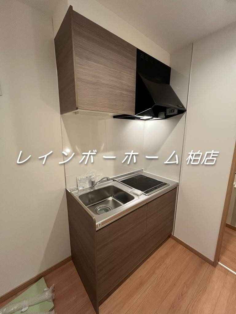 柏駅徒歩9分！ネット無料＆ペット相談可☆のキッチン|キッチンです
