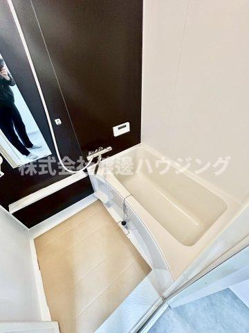 尼崎市西難波６丁目テラスハウスの浴室