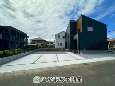 【駐車場】 | Livele Garden.S下野緑第3　 | 最大でお車を3台駐車可能です☆