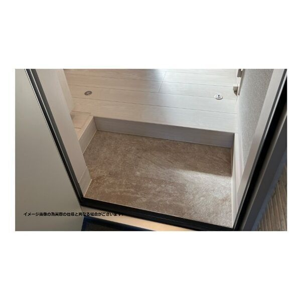 REGALEST通町の玄関