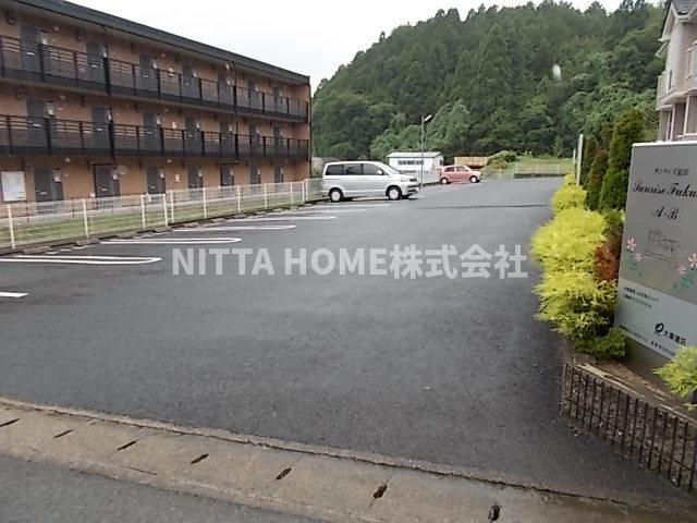 サンライズ福田Aの駐車場