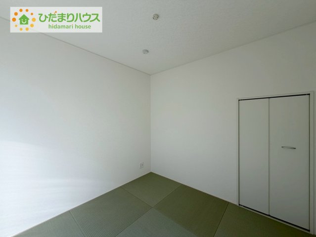 郡山市並木第1　新築戸建　5号棟の和室|小さなお子さまのいる方におすすめ！リビング横の和室でお子様が遊んでる様子も確認できます(^^)/