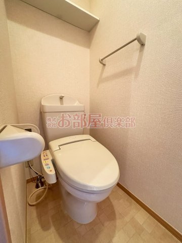 リビングタウン江戸屋敷　E棟のトイレ|トイレもきれいです