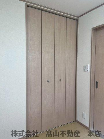 シャルム岡垣Ⅴの収納