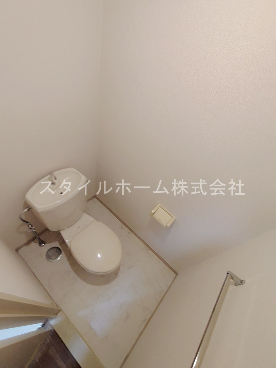 高師パークハイツB棟のトイレ|別部屋写真です。