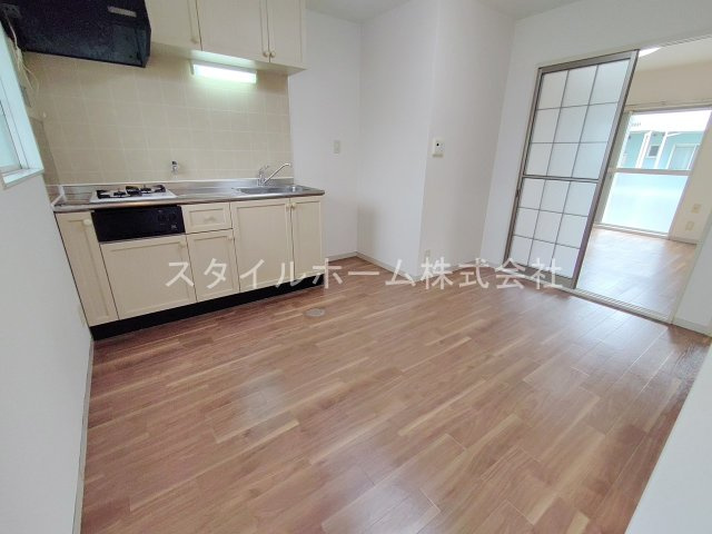 高師パークハイツB棟の居間・リビング|別部屋写真です。