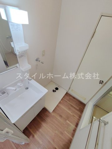 高師パークハイツB棟の洗面所|別部屋写真です。
