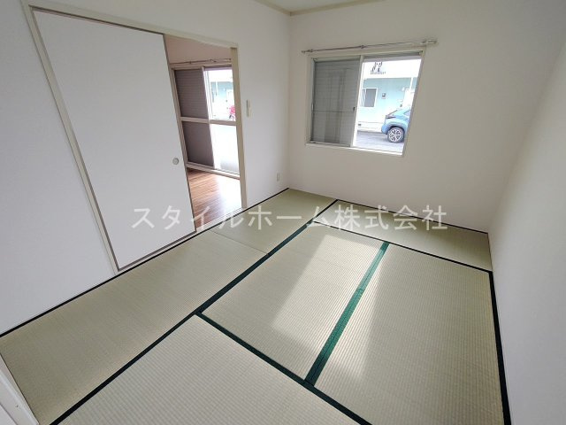 高師パークハイツB棟の和室|別部屋写真です。
