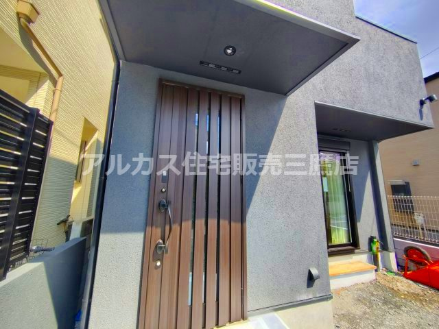 【内覧動画公開中！】西武新宿線 上石神井駅 13分 杉並区善福寺4丁目 新築戸建のエントランス