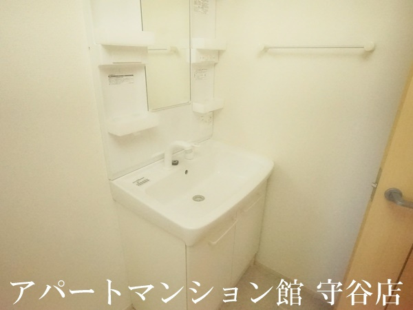 サプール・ヒルズⅠの独立洗面台