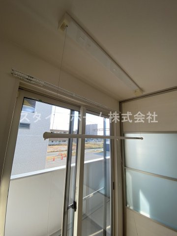 イールコートＡ棟の内装|別部屋写真です。