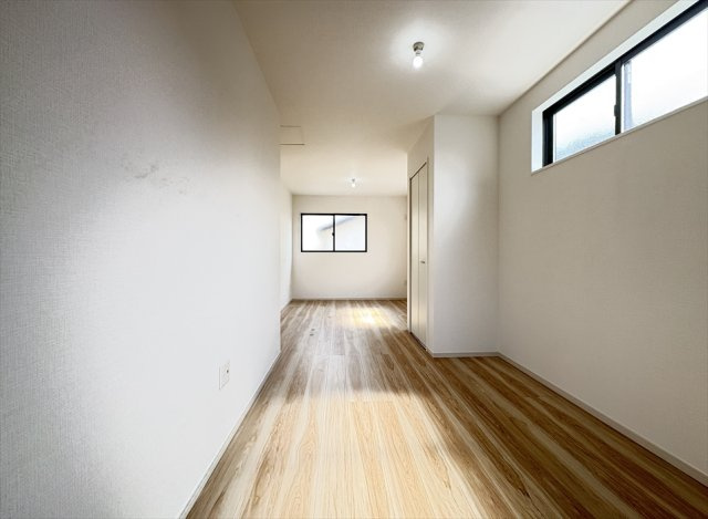 【洋室】 | 新座市野火止3丁目　新築一戸建住宅　全1棟　(志木本店) | 洋室9.3帖