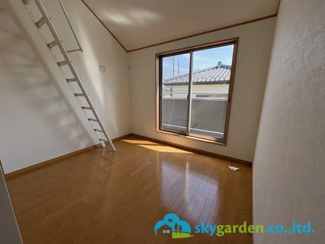 藤沢市打戻　中古戸建　全1棟の子供部屋|ロフト付きの子供部屋