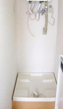 ハイムナウヒルズの設備|室内洗濯機置場