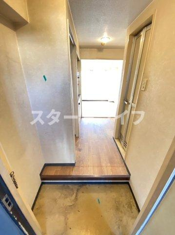 大阪市淀川区十八条３丁目の賃貸マンションの玄関