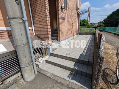 【エントランス】 | つつじヶ丘ビレッジ