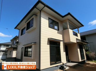 【外観】 | 【リフォーム住宅】中古一戸建　倉敷市中島　3LDK | 建物外観です。外壁塗装を施工し、きれいな見た目にリフレッシュされています。