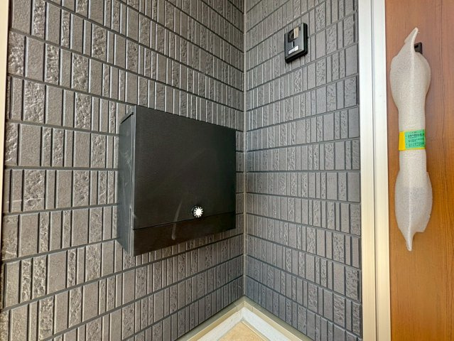 香美市土佐山田町東本町第1　1号棟新築戸建ての玄関