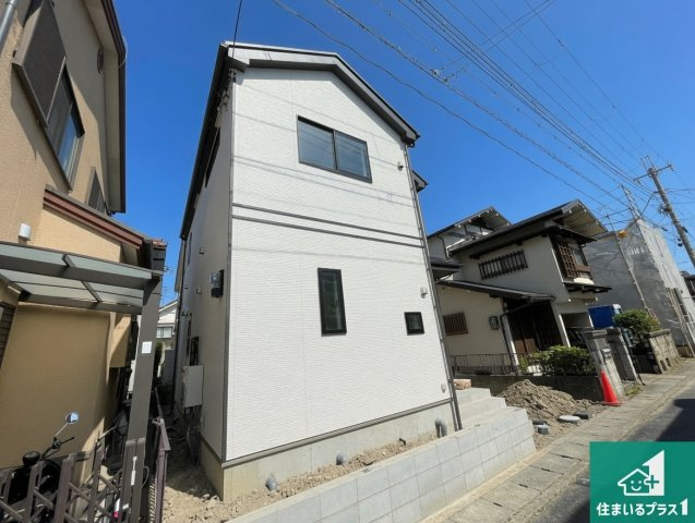 八幡市川口東扇　新築一戸建ての外観|お客様に長く安心して住んでいだだける事にこだわった家づくり！住んでからのアフターサービスにもしっかりと取り組んでいます！