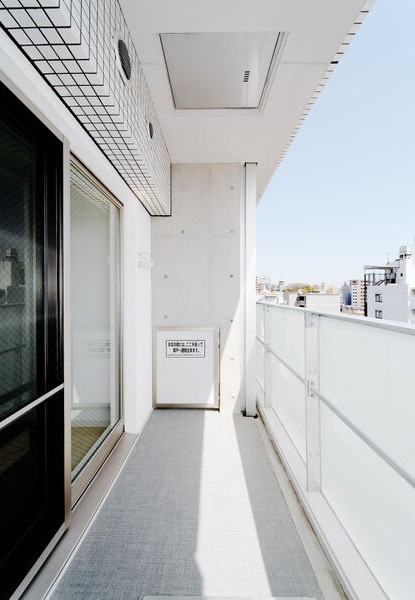 パルティール覚王山のバルコニー