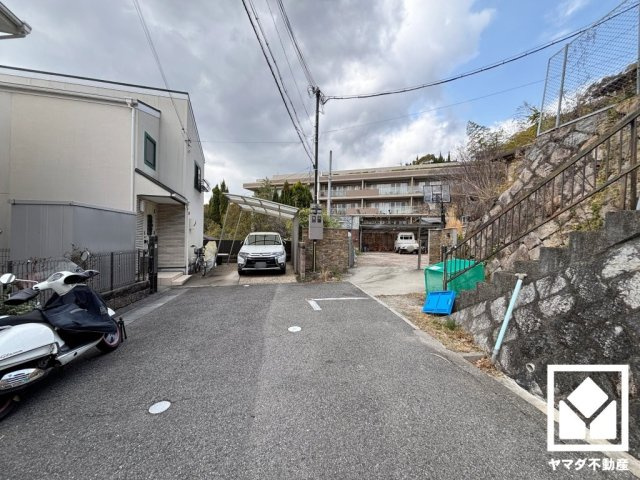西宮市甲陽園東山町の外観