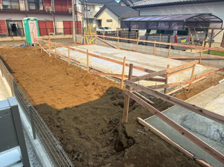【前面道路含む現地写真】 | 鶴ヶ島市藤金　新築戸建　2棟