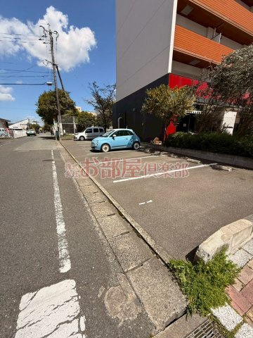 ボスコ ボブ ビルディングの駐車場|カースペースがあります