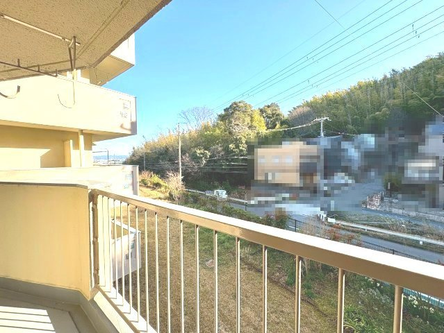 【価格改定】南円明寺ヶ丘団地6号棟の展望|自然を身近に感じられる眺望が魅力です。