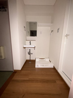 【独立洗面台】 | プルメリア中丸 | 別のお部屋の参考写真です