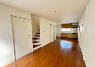 【居間・リビング】 | 枚方市招提南町2丁目　中古戸建