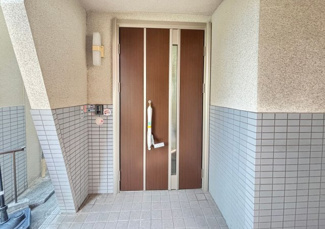 【玄関】 | 枚方市招提南町2丁目　中古戸建