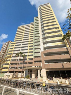 【外観】 | ウォーターフロントに建つ２０階建のマンションは、新耐震基準に適合しており、住宅ローン減税など各種税金の軽減が受けられてお得です♪