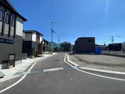 【前面道路含む現地写真】 | 雄琴5丁目　分譲１４区画１４号棟