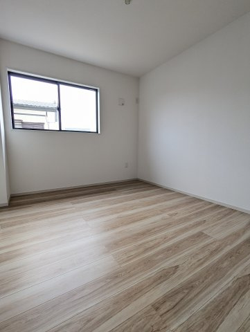 水戸市平須町　14期の洋室|お子様の成長にも対応でき窓の位置が高いので子供部屋に適しています。マイホームだからこその喜び。