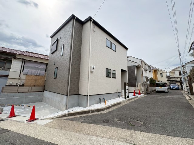 関守町3丁目　新築戸建ての前面道路含む現地写真|前面道路含む現地写真です