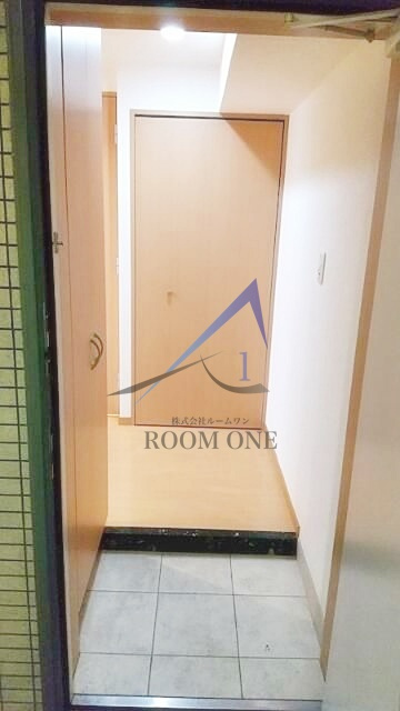 ドルチェ東京・八重洲通りの玄関|玄関です。