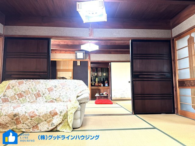 上滝野戸建（闘竜灘近く）の和室|南側和室4帖から6帖を望む