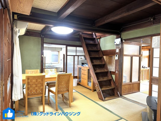 上滝野戸建（闘竜灘近く）の和室|和室北側6帖
