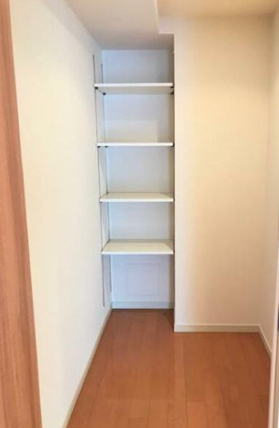 Ｂｒｉｌｌｉａ　ｉｓｔ　三軒茶屋　ブラッサムテラスの収納