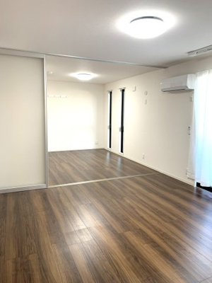 【居間・リビング】 | LAULE’A | LDK10.1帖