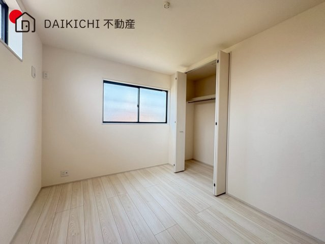 【洋室】 | 東松山市松葉町　Livele Gaeden　新築戸建　全2棟　1号棟