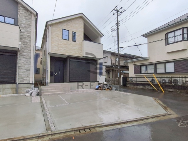 【外観】 | 西東京市向台町６丁目　新築戸建て　２号棟 | 気品と格調を演出する外観、街並みに溶け込む洗練された佇まい