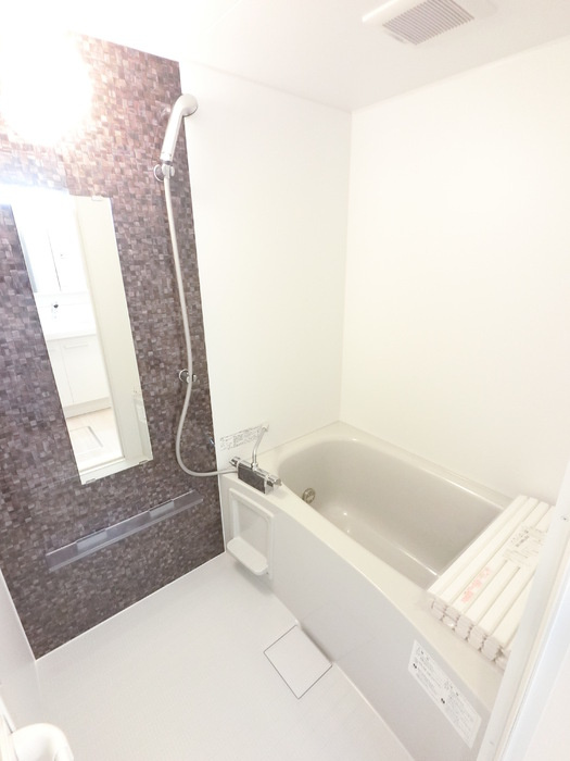 ロイヤルリッチヒル　Aの浴室