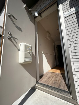 【玄関】 | エルメゾン国立