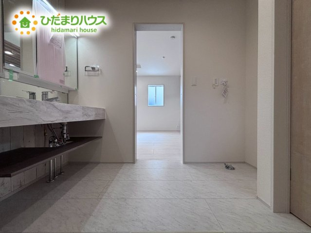 北本市中丸7丁目　新築戸建　ブルーミング01の洗面所