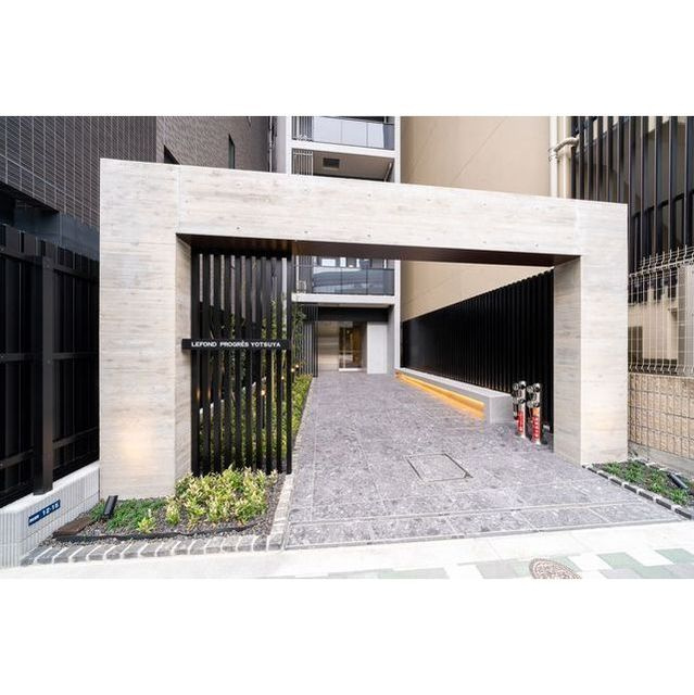 ルフォンプログレ四谷のエントランス|2023年11月撮影