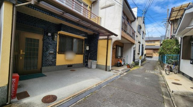紫竹下芝本町の前面道路含む現地写真