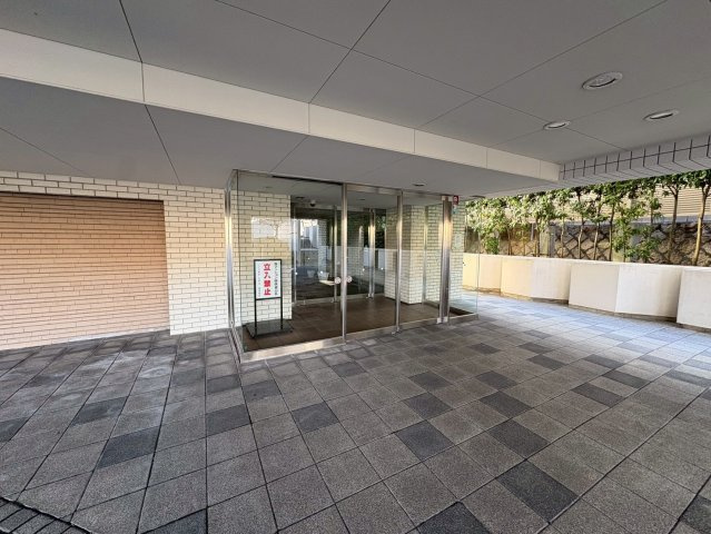 レピア垂水五色山のエントランス|ゆとりのあるエントランスです