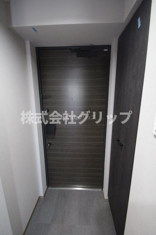 Le'a横濱西口参番館の玄関